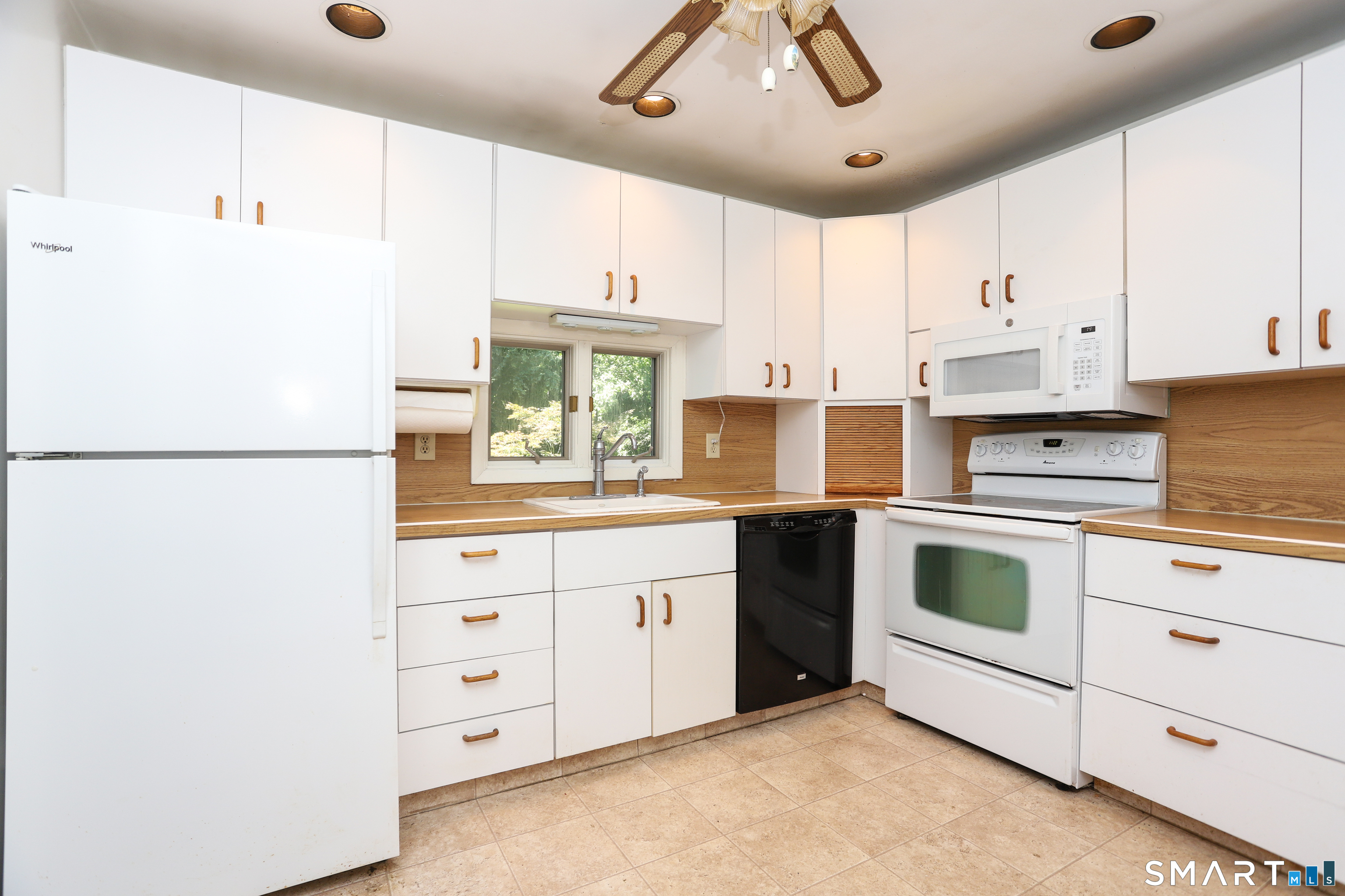 17 River Ford Road Brookfield, CT 06804 - Photo 12 of 40 Gallery Image 12