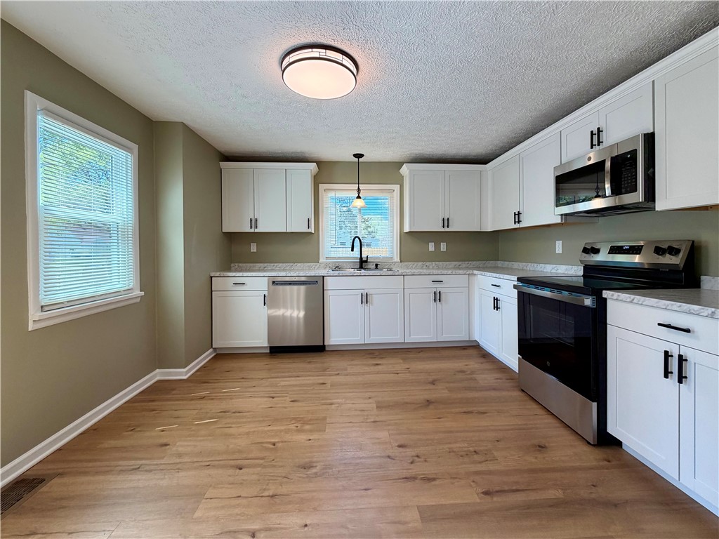 47 Woodside Lane Greece, NY 14616 - Photo 7 of 19