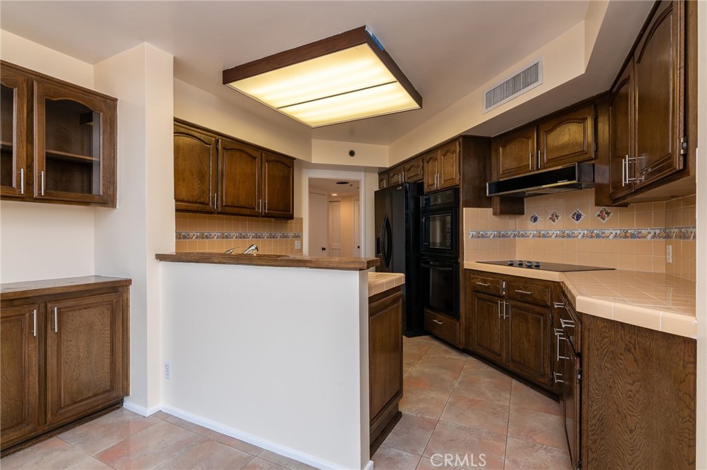 222 Monterey Road, Unit 805 Glendale, CA 91206 - Photo 12 of 49