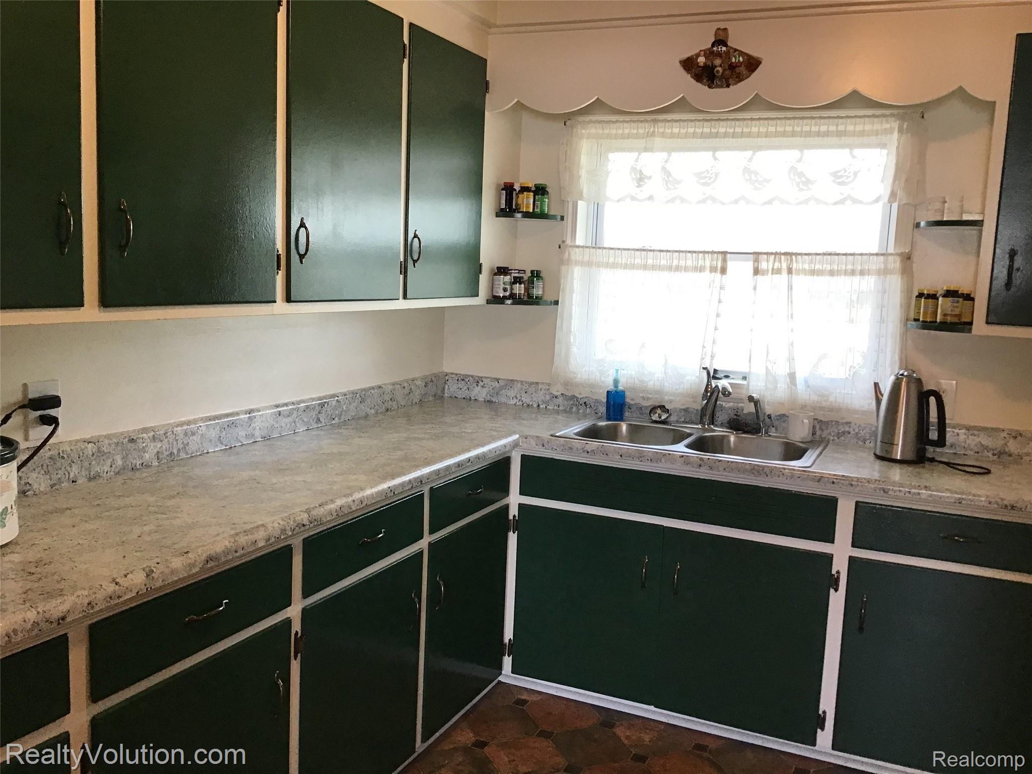 6945 Jefferson Road North Branch, MI 48461 - Photo 6 of 18 9A70C1E3-E493-4231-AAA7-CBB6414F3669.jpeg