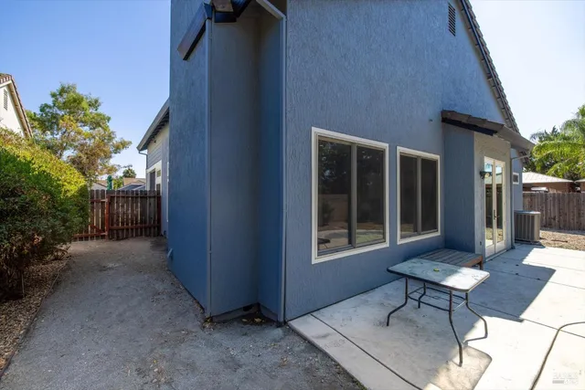 $599,000 | 255 Schooner Ridge Court, Dixon, CA 95620