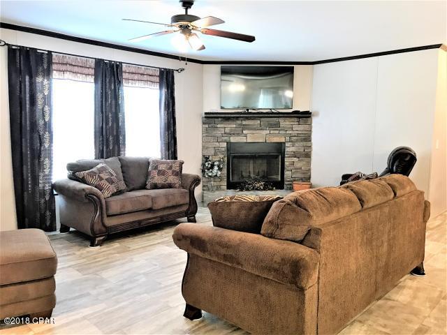 17309 Rollohome Road Fountain, FL 32438 - Photo 3 of 23 Gallery Image 3
