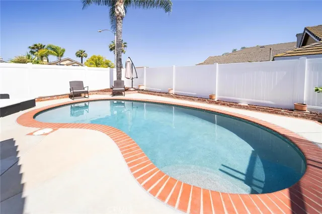 $690,000 | 31593 Calle Los Padres, Temecula, CA 92592