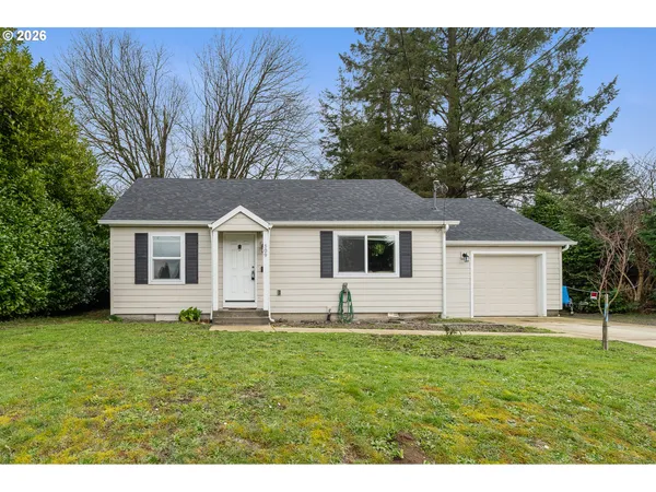 $369,000 | 509 Williams Avenue, Tillamook, OR 97141