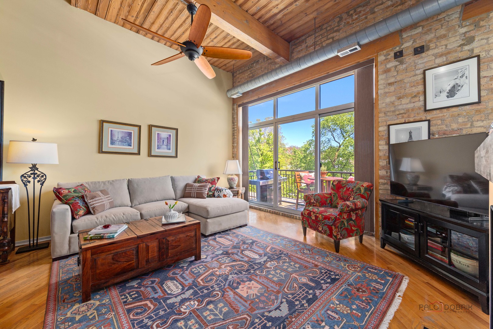 1801 West Larchmont Avenue, Unit 305 Chicago, IL 60613 - Photo 12 of 36