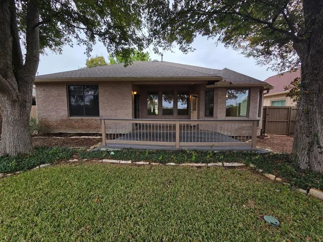$2,650 | 323 Chase Oaks Place, Fredericksburg, TX 78624