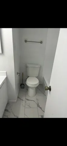 $1,100 | 700 Thicket Lane, Unit 910, Houston, TX 77079