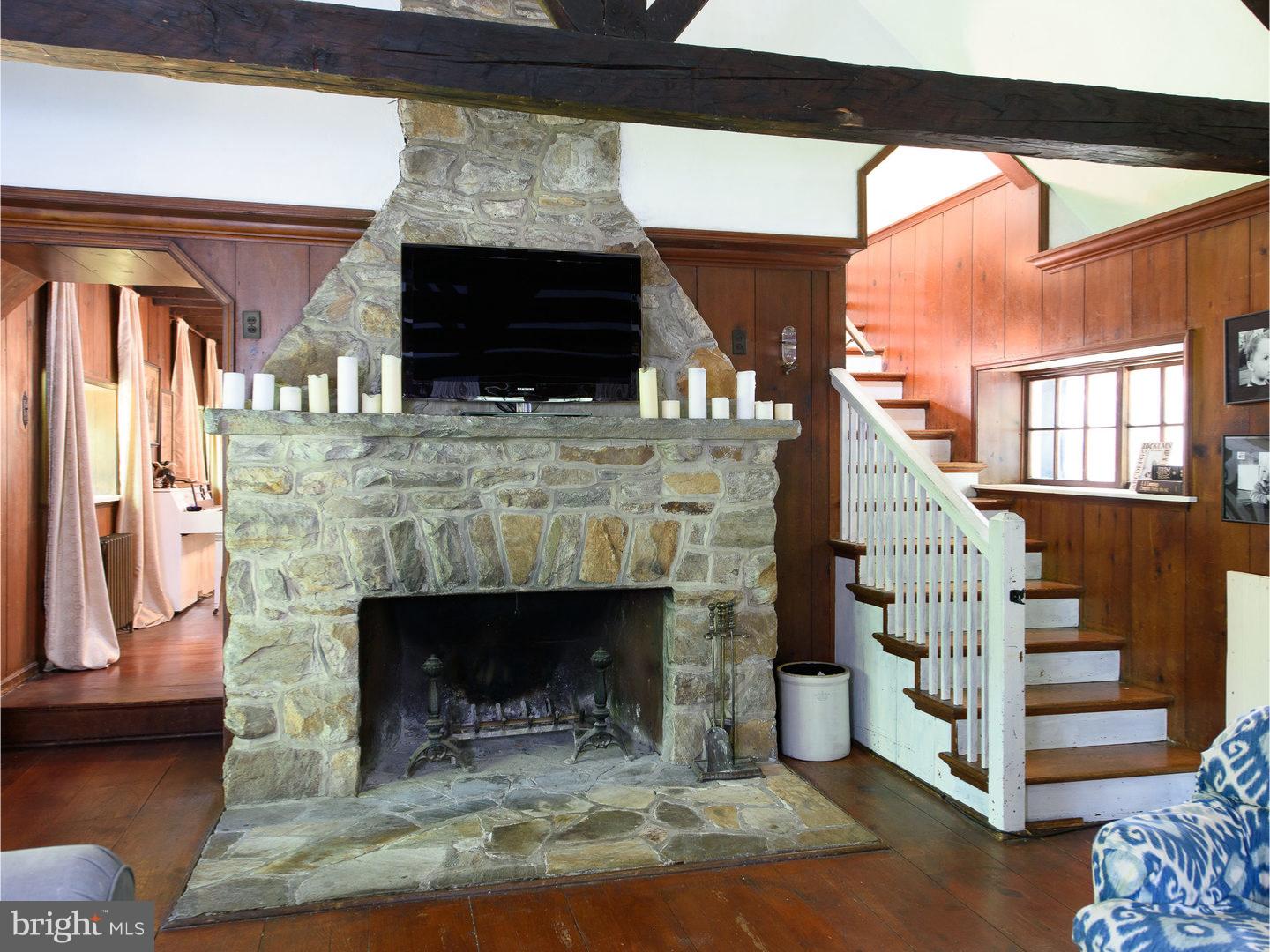 4019 Edges Mill Road Downingtown, PA 19335 - Photo 4 of 25 Gallery Image 4