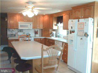 304 Willowbrook Road Horsham, PA 19044 - Photo 3 of 6 Gallery Image 3