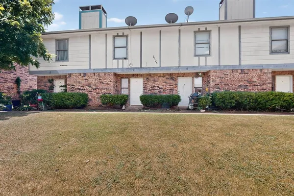 $549,900 | 2105 West Walnut Street, Unit A B C D, Garland, TX 75042