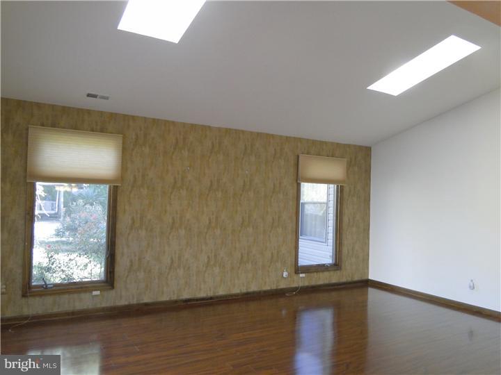 50 Dover Road Westampton, NJ 08060 - Photo 3 of 18 Great Room