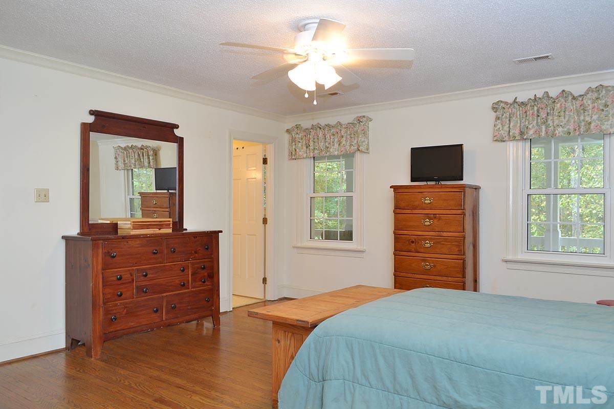 1713 Southview Road Durham, NC 27703 - Photo 12 of 16 Gallery Image 12