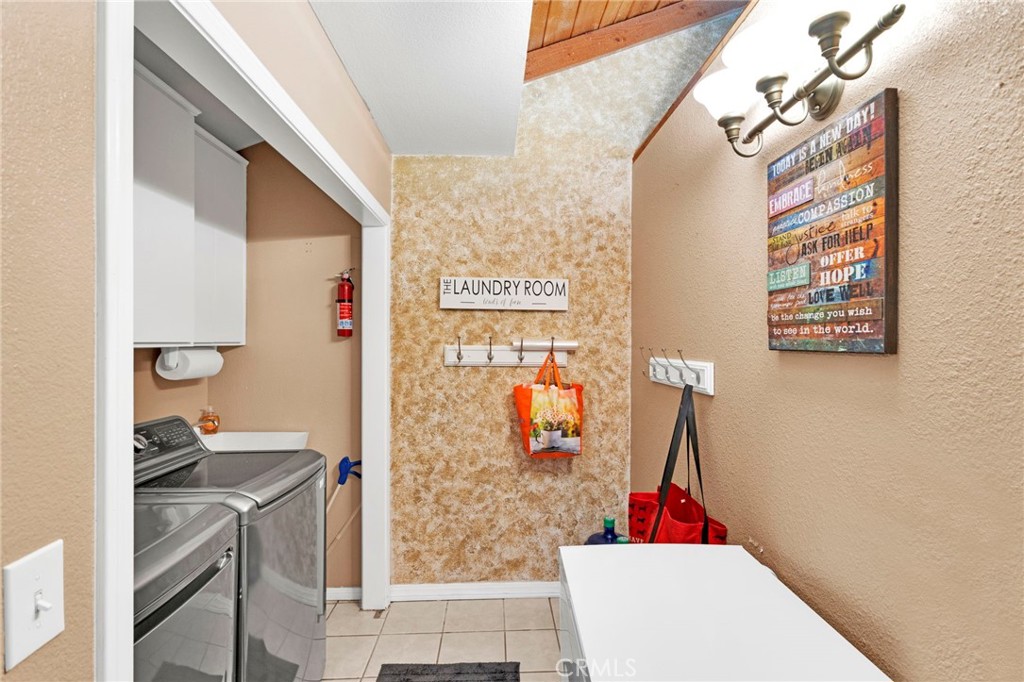 14341 Crow Road Apple Valley, CA 92307 - Photo 14 of 53