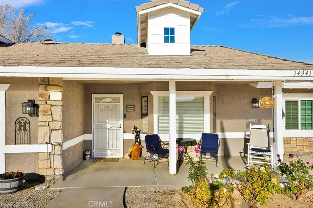 $575,000 | 14341 Crow Road, Apple Valley, CA 92307