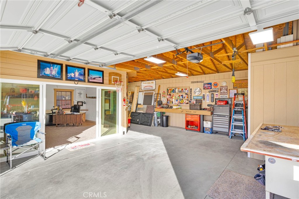 14341 Crow Road Apple Valley, CA 92307 - Photo 39 of 53