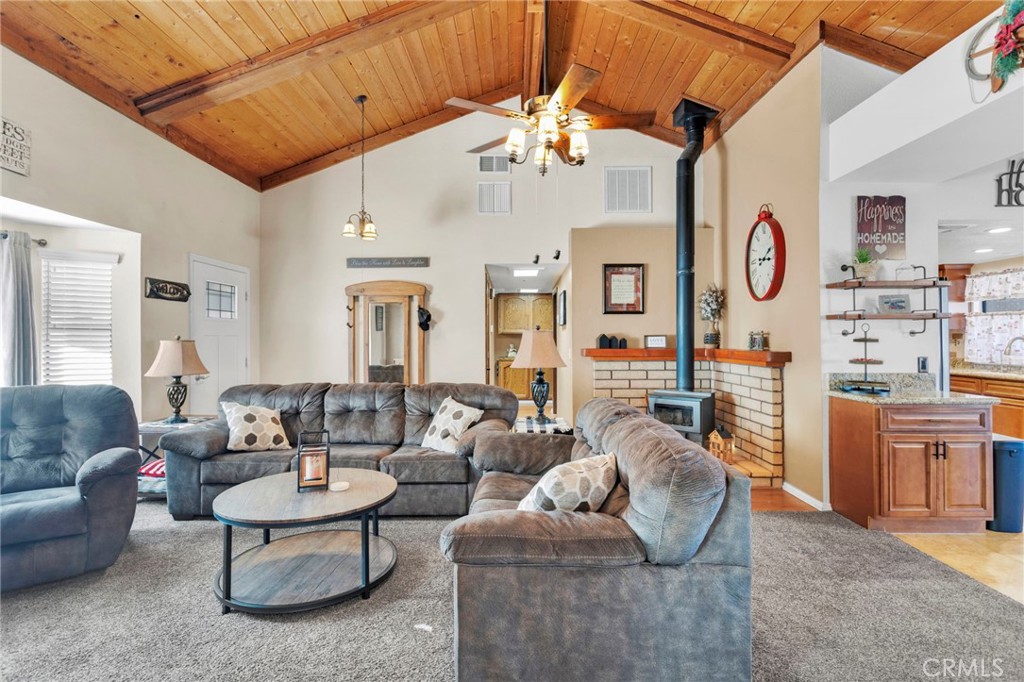 14341 Crow Road Apple Valley, CA 92307 - Photo 4 of 53