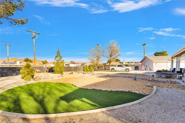 $575,000 | 14341 Crow Road, Apple Valley, CA 92307