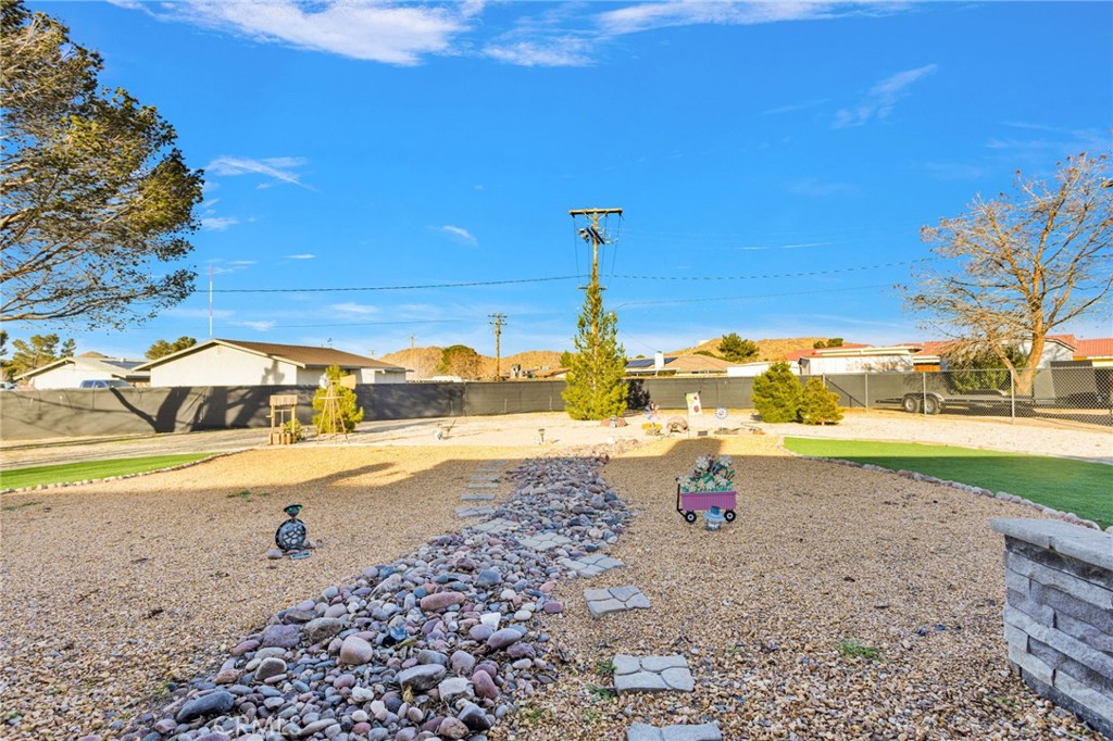 14341 Crow Road Apple Valley, CA 92307 - Photo 52 of 53
