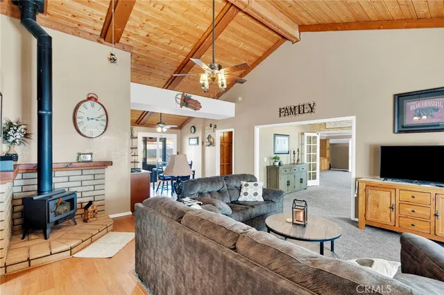 $575,000 | 14341 Crow Road, Apple Valley, CA 92307