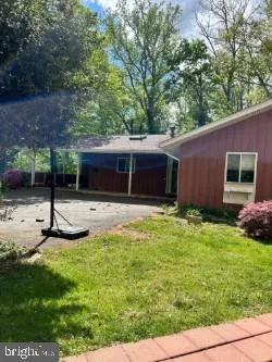 $3,500 | 3243 Brush Drive, Falls Church, VA 22042