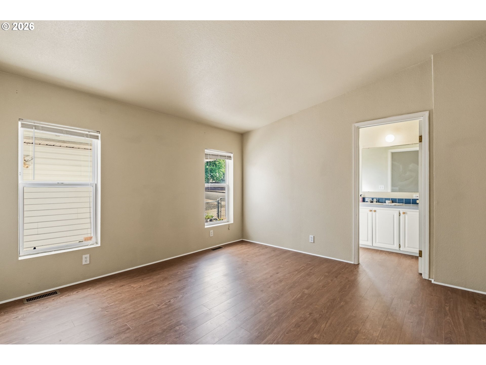 1281 South 57th Place Springfield, OR 97478 - Photo 15 of 37