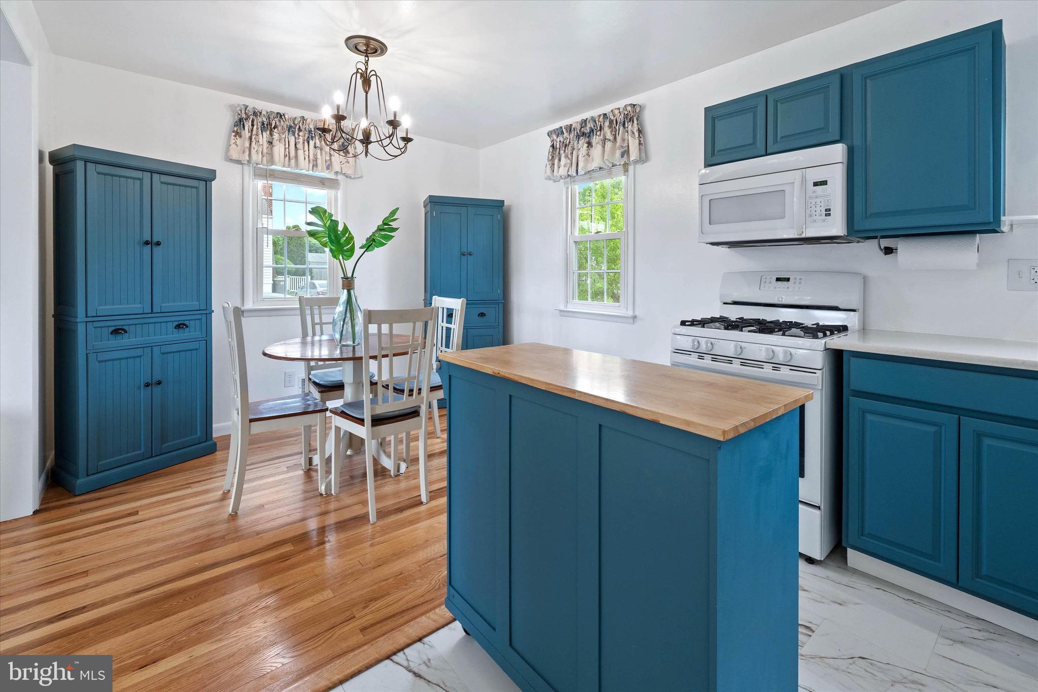 103 Bestfield Road Wilmington, DE 19804 - Photo 13 of 55 Kitchen/Dining area