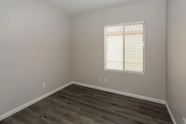 $2,175 | 11722 West Lincoln Street, Avondale, AZ 85323