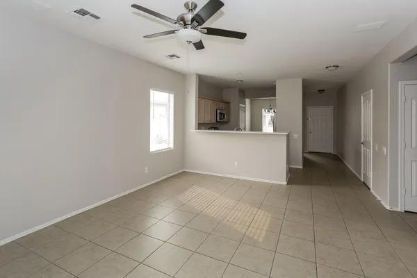 $2,175 | 11722 West Lincoln Street, Avondale, AZ 85323