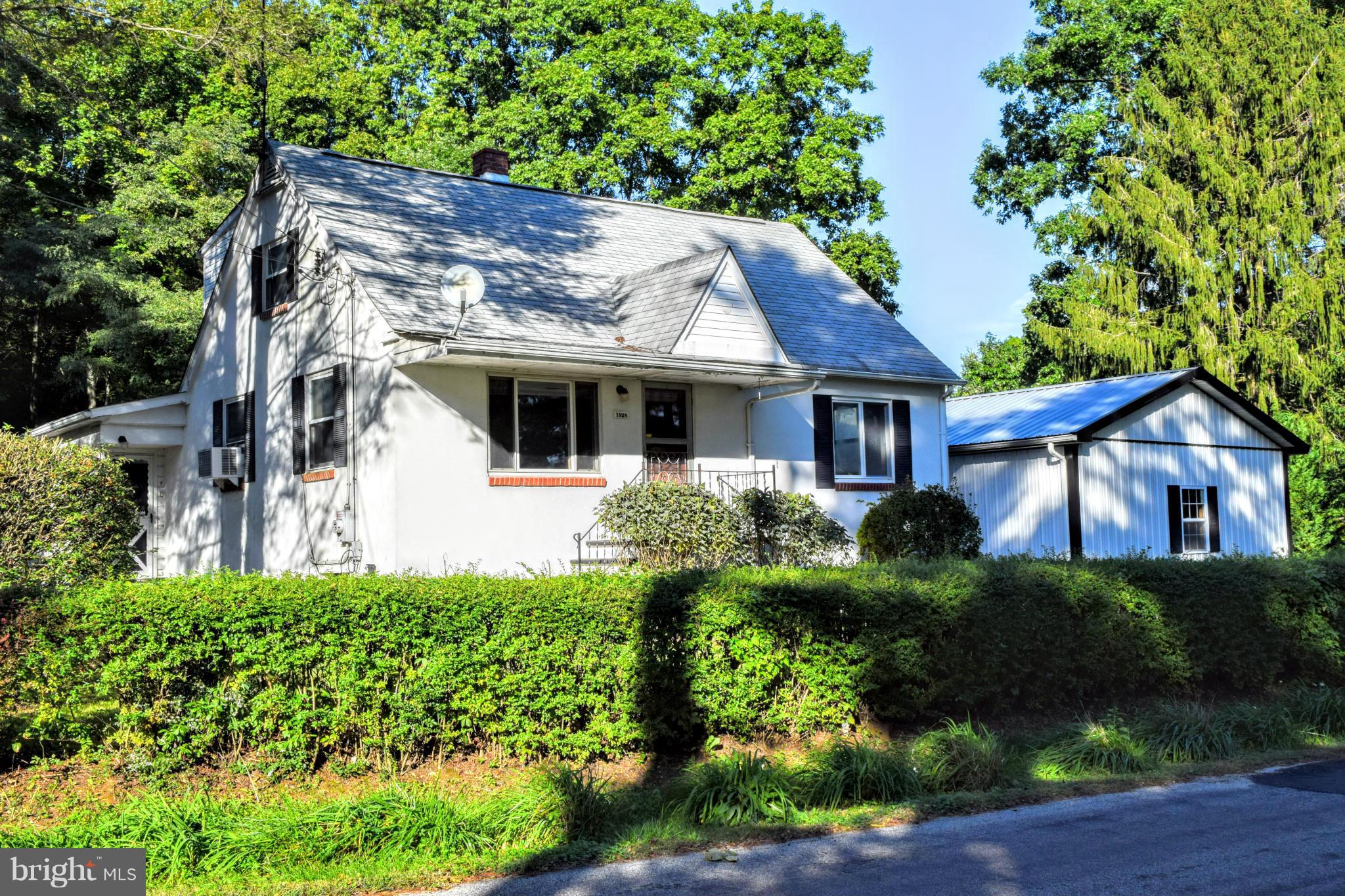 1528 Poole Road Street, MD 21154 - Photo 2 of 11 Exterior (Front)