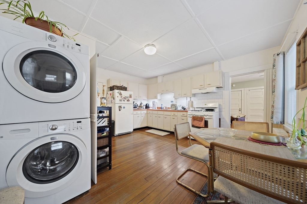 36 Walnut Street, Unit 1 Canton, MA 02021 - Photo 3 of 11