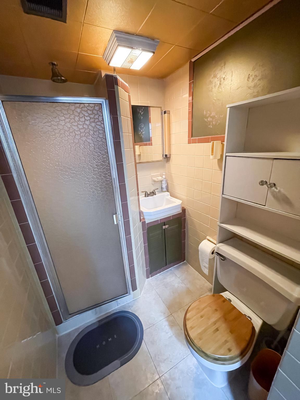 122 Wiltshire Road Claymont, DE 19703 - Photo 15 of 18 Lower level bathroom