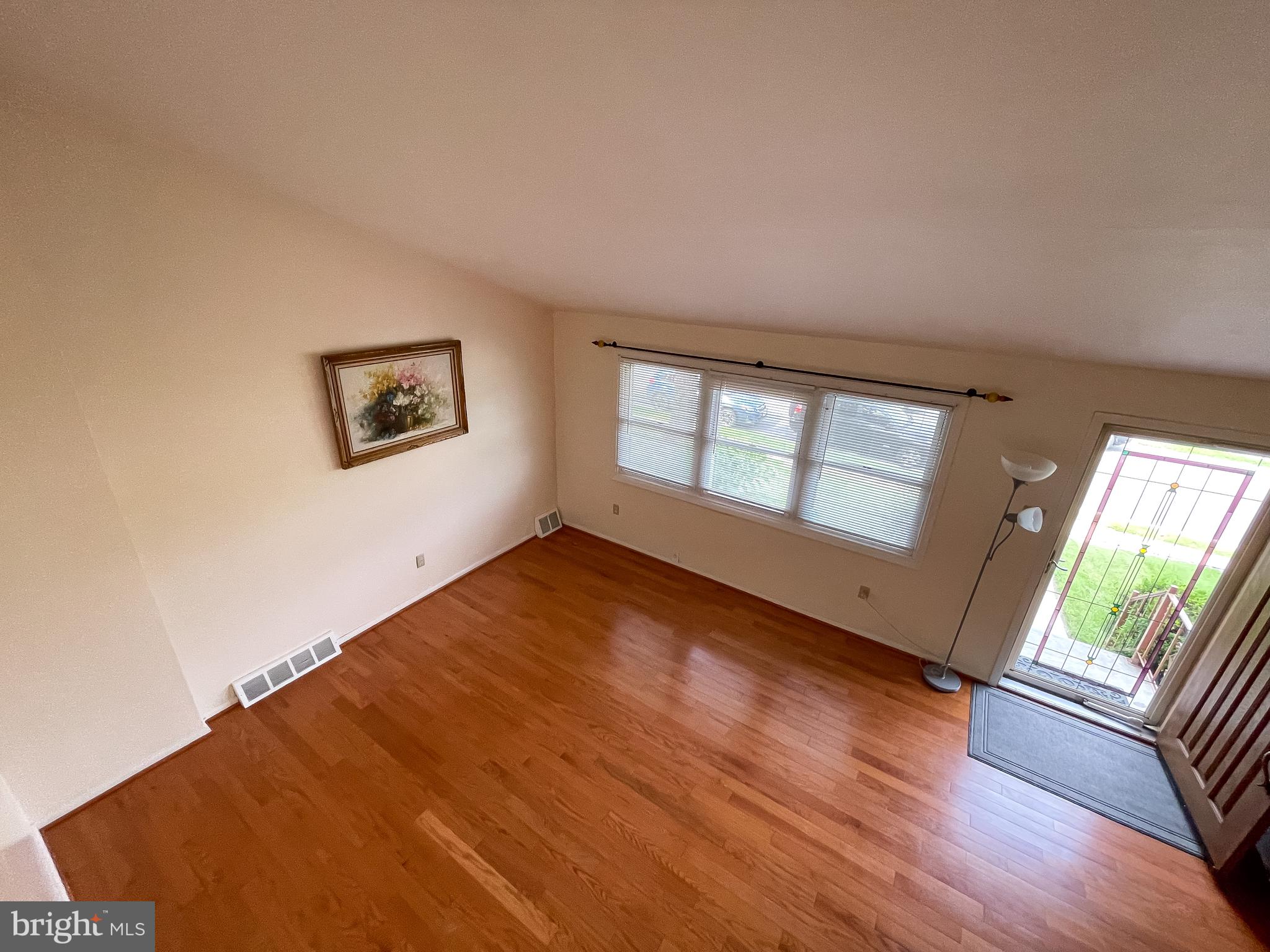 122 Wiltshire Road Claymont, DE 19703 - Photo 4 of 18 View of living room from 2nd floor
