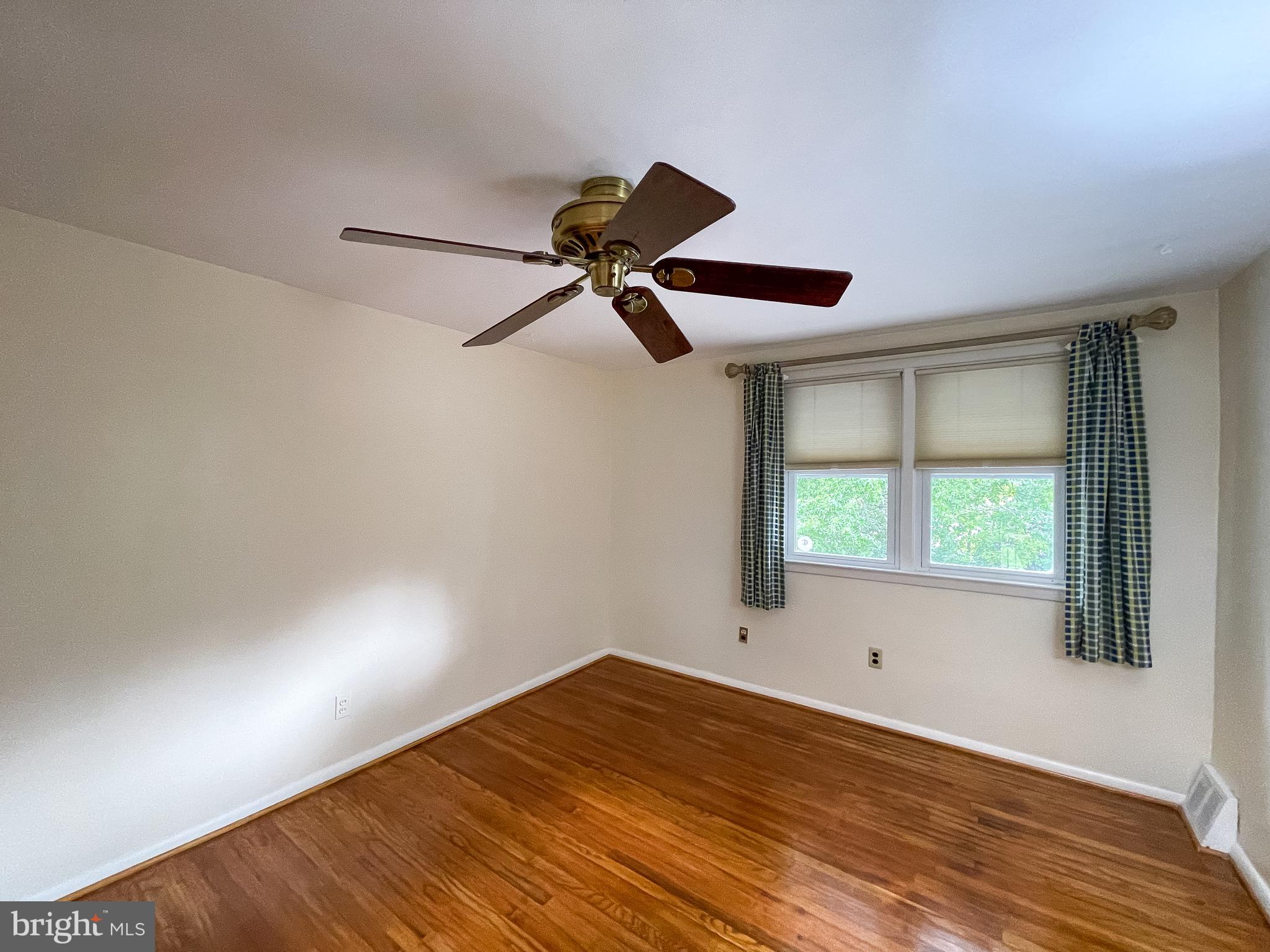 122 Wiltshire Road Claymont, DE 19703 - Photo 9 of 18 Another view of bedroom 1