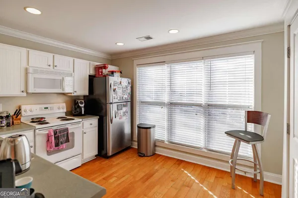 $248,000 | 1035 South Barnett Shoals Road, Unit 526, Athens, GA 30605