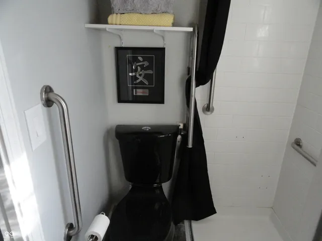 $150,000 | 443 North Centennial Street, Indianapolis, IN 46222