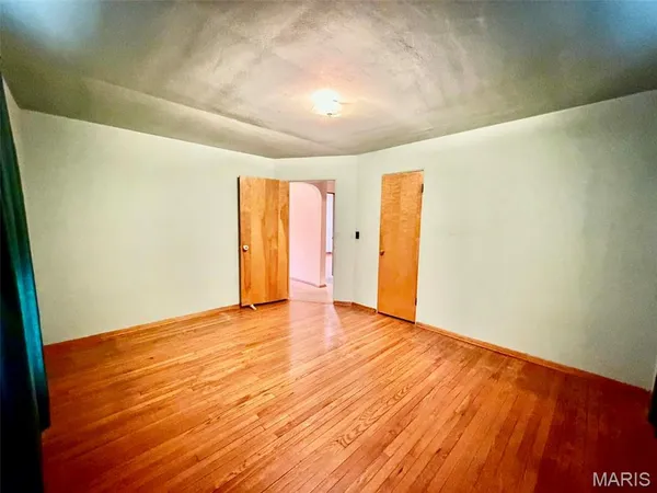 $100,000 | 367 Elble Avenue, Wood River, IL 62095