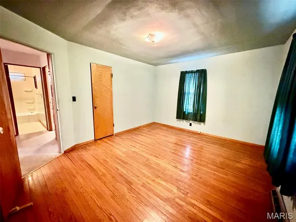 $100,000 | 367 Elble Avenue, Wood River, IL 62095