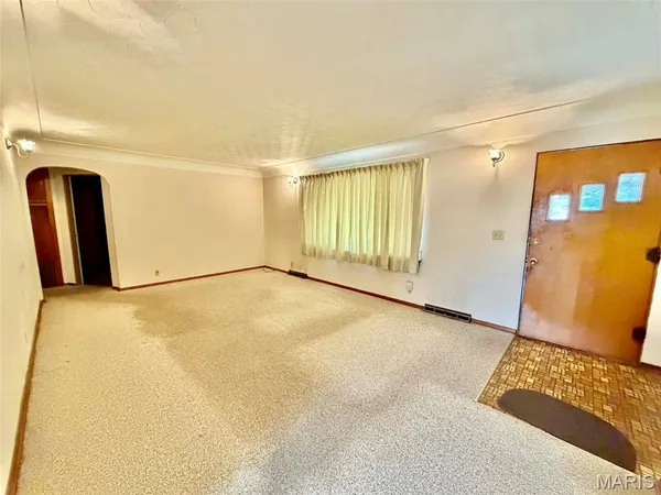 $100,000 | 367 Elble Avenue, Wood River, IL 62095