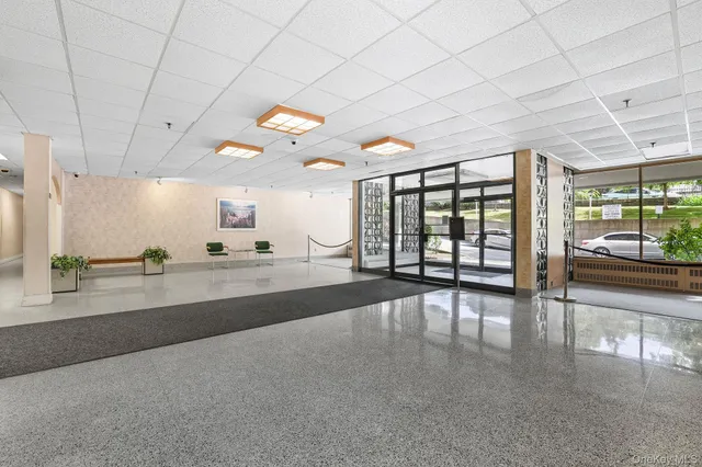 $199,000 | 377 North Broadway, Unit 602, Yonkers, NY 10701