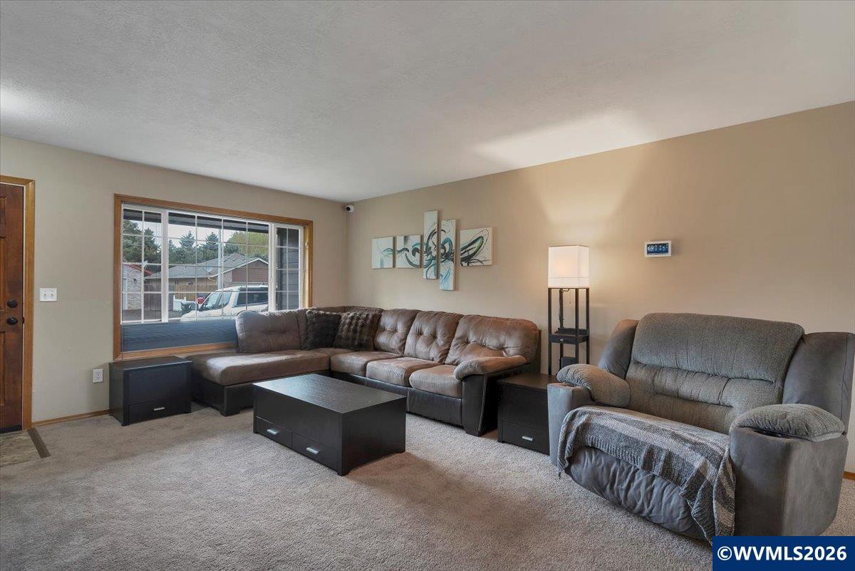 7066 Ridgemont Drive North Keizer, OR 97303 - Photo 8 of 49 Gallery Image 8