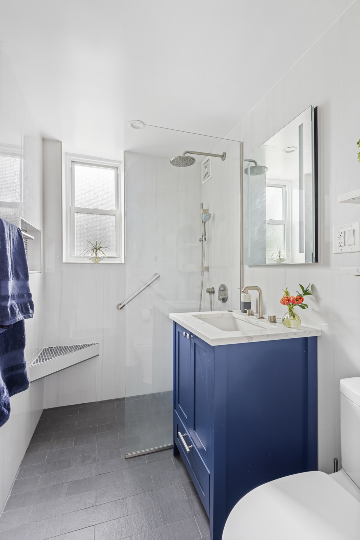 415 Argyle Road, Unit 3E Brooklyn, NY 11218 - Photo 8 of 9