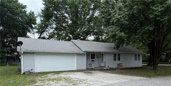$81,900 | 1400 South 12th Street, Parsons, KS 67357