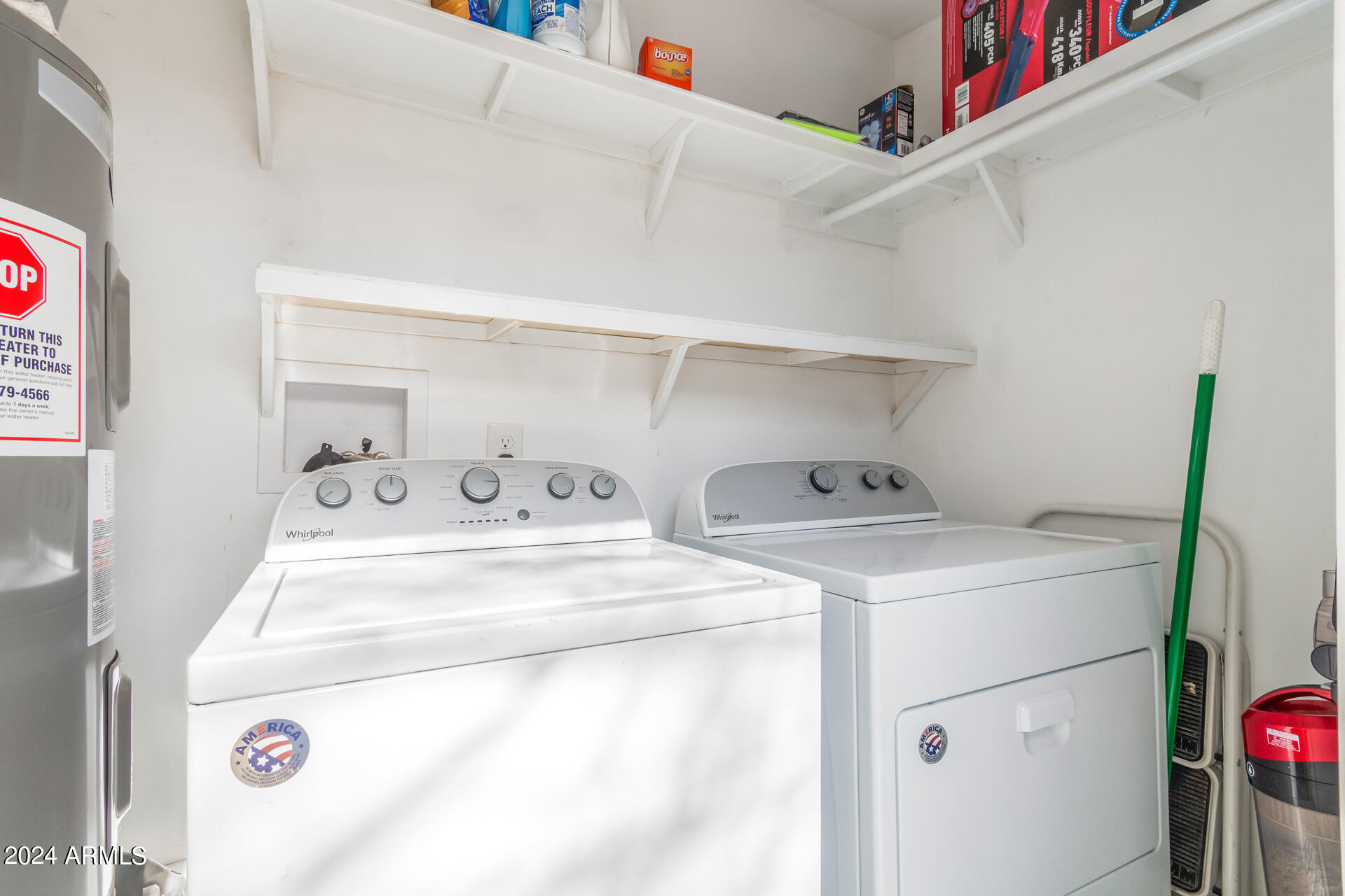 2111 North 24th Place Phoenix, AZ 85008 - Photo 28 of 32 Laundry Room