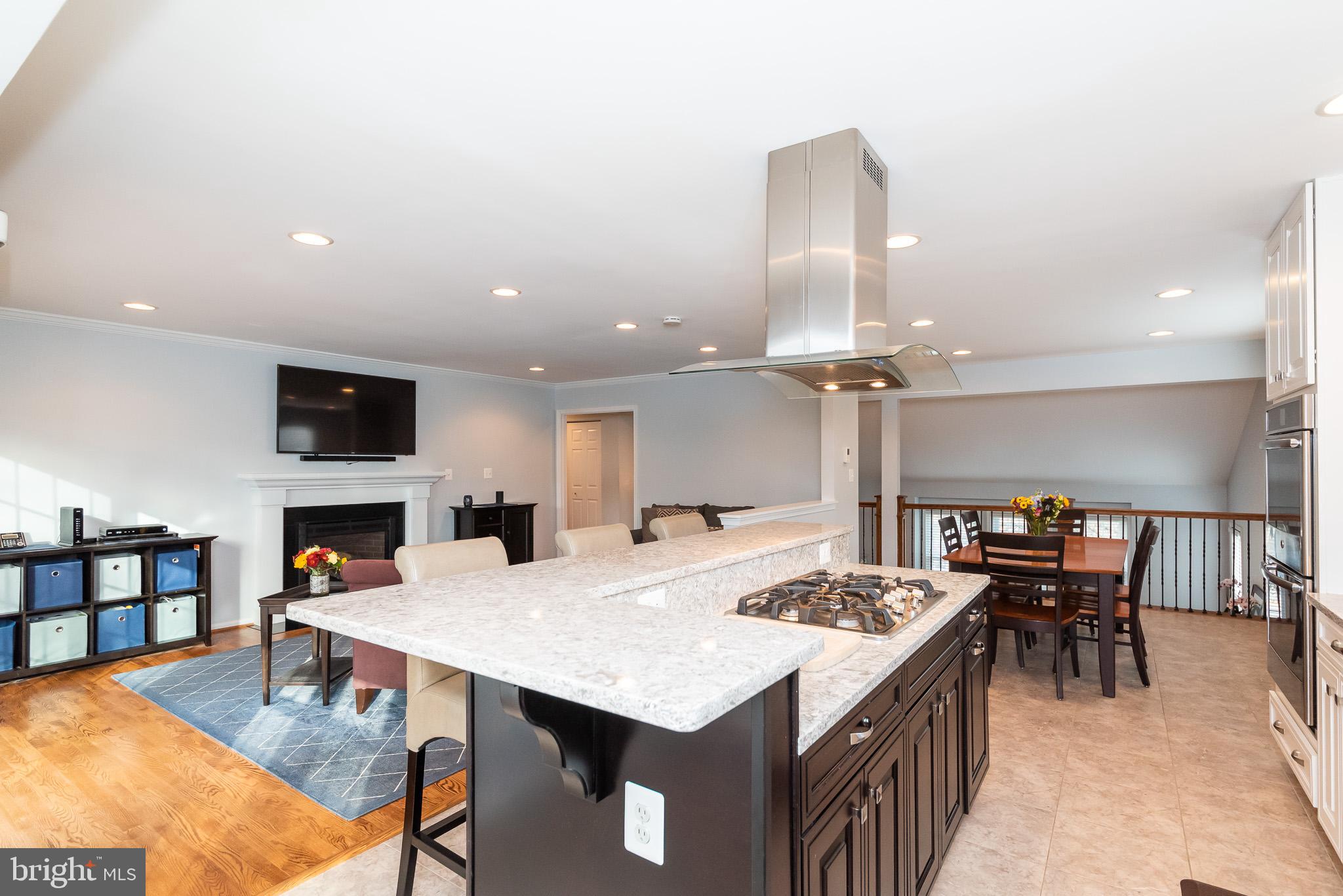 214 Hunters Ridge Road Lutherville-Timonium, MD 21093 - Photo 14 of 42 CONVENIENT BREAKFAST BAR/ISLAND