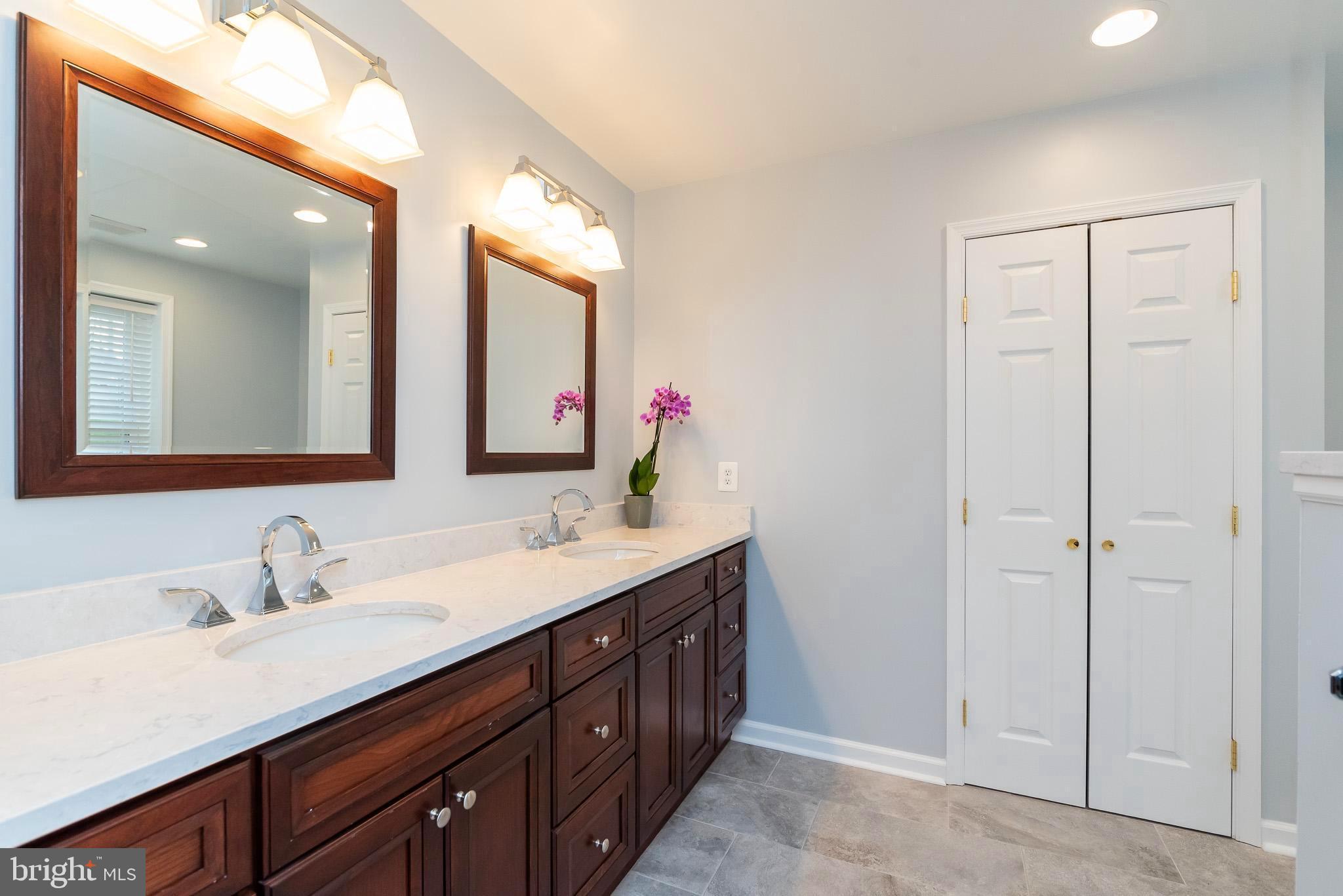 214 Hunters Ridge Road Lutherville-Timonium, MD 21093 - Photo 21 of 42 LARGE DOUBLE SINK/VANITY