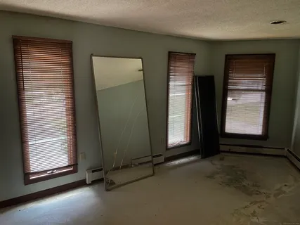 $515,000 | 50 Ashworth Avenue, Stonington, CT 06378