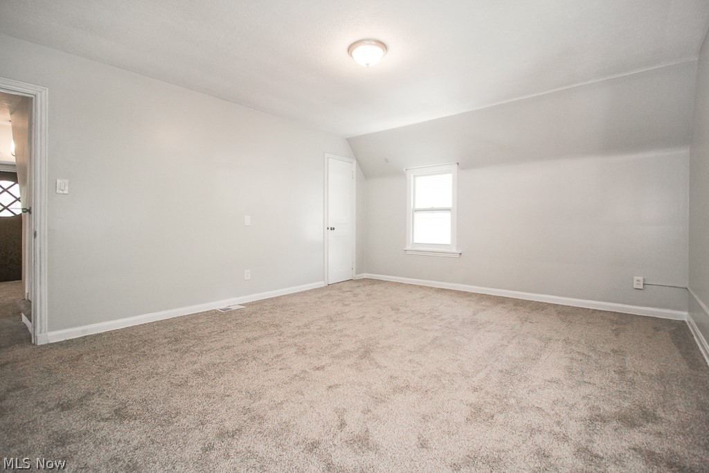 3078 Becket Road Cleveland, OH 44120 - Photo 14 of 35