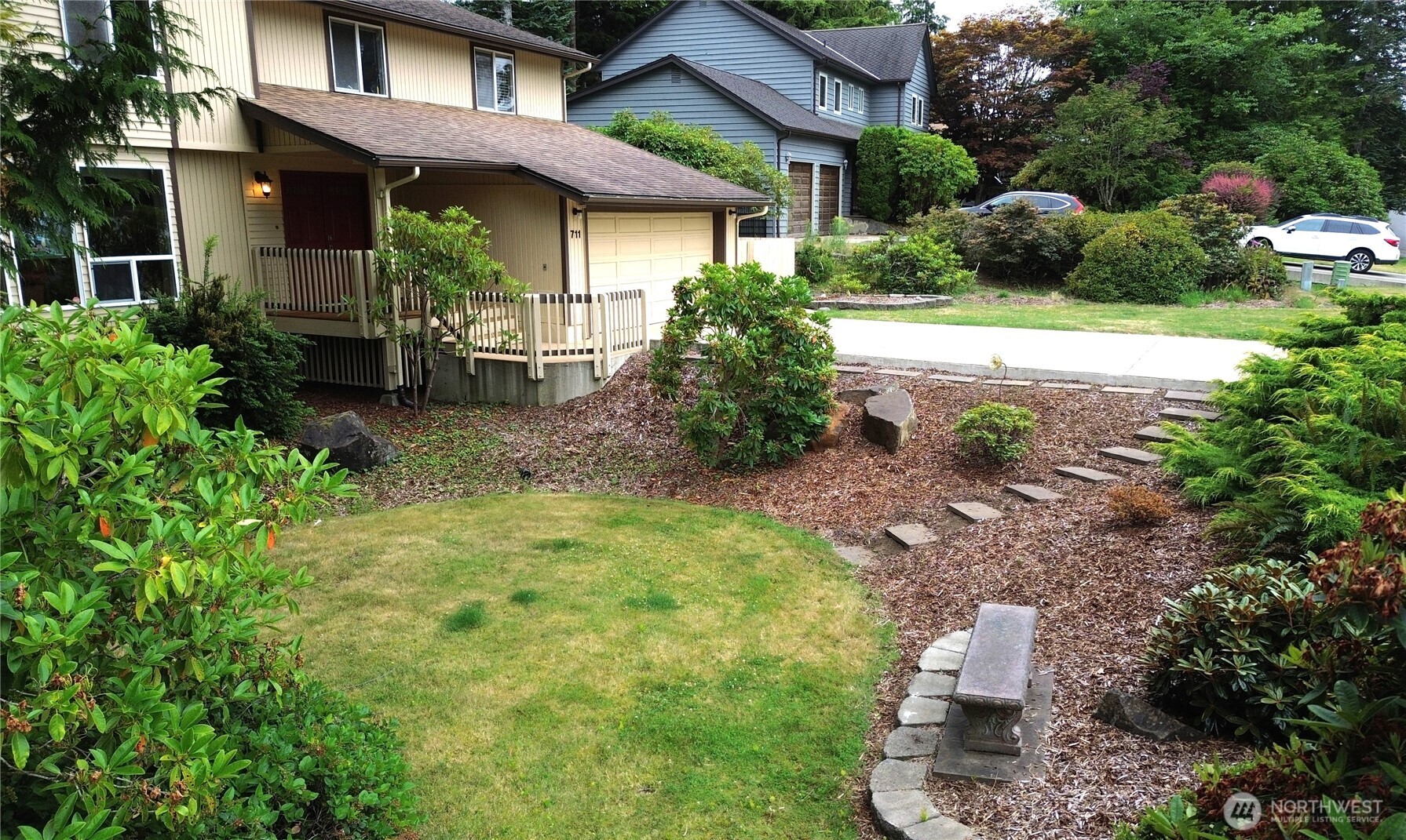 711 Purkey Avenue Aberdeen, WA 98520 - Photo 38 of 39 a house view with a garden space