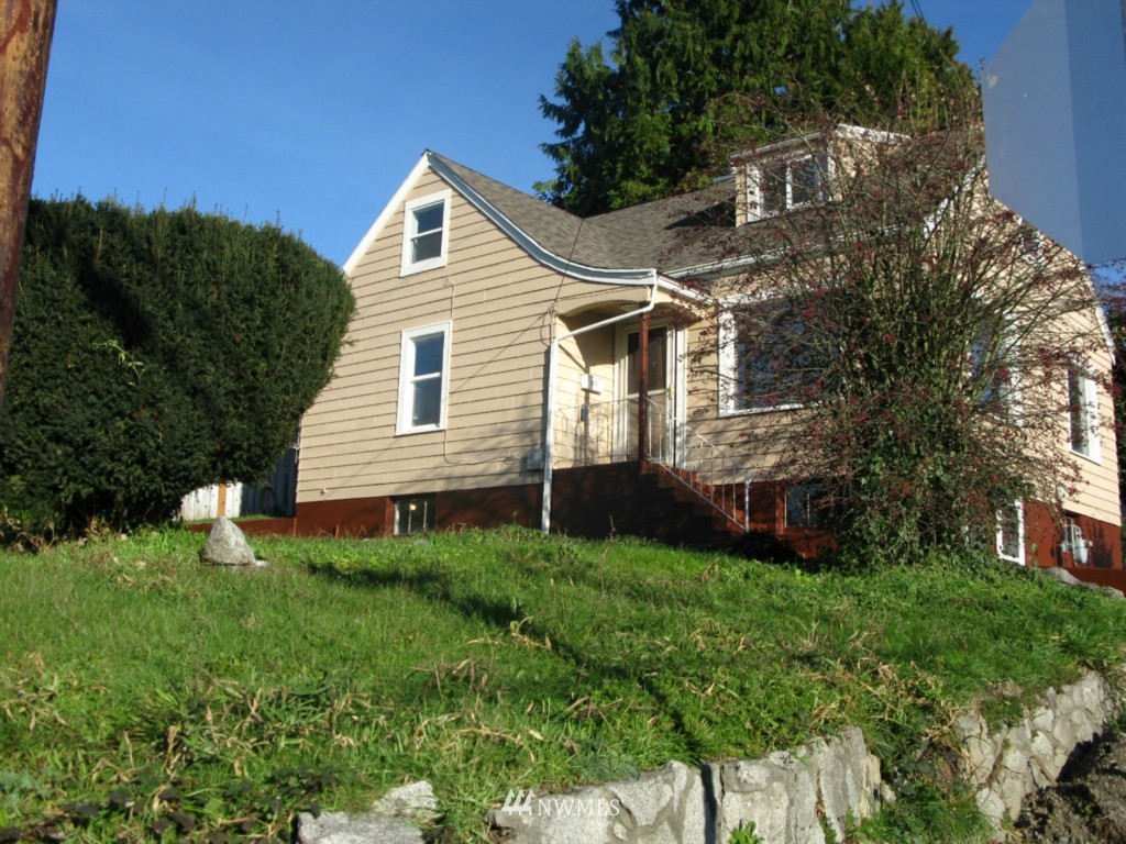 1602 Wheaton Way Bremerton, WA 98310 - Photo 12 of 15 Gallery Image 12