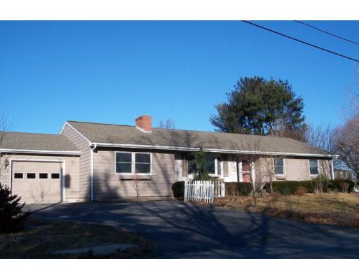 60 Ferncliffe Road Seekonk, MA 02771 - Photo 1 of 9 Gallery Image 1